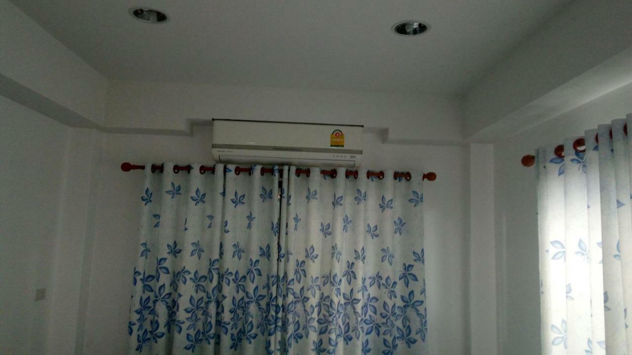 Room To Let Chiang Mai Eksteriør bilde